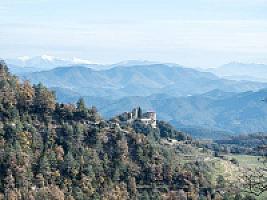 ЗАМОК С УГОДЬЯМИ В ПРЕДПИРЕНЕЯХ thumbnail 81