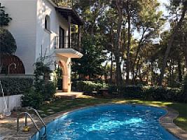 ВИЛЛА С ХАРИЗМОЙ НА ПОБЕРЕЖЬЕ КОСТА ДОРАДА thumbnail 1