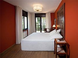 ВИЛЛА С ХАРИЗМОЙ НА ПОБЕРЕЖЬЕ КОСТА ДОРАДА thumbnail 15