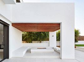 НОВАЯ ВИЛЛА У МОРЯ НА КОСТА БРАВА thumbnail 11