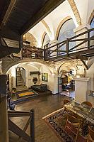 КАМЕННАЯ ВИЛЛА С ХАРИЗМОЙ В ПРЕДПИРЕНЕЯХ thumbnail 9