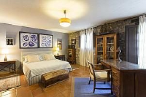 КАМЕННАЯ ВИЛЛА С ХАРИЗМОЙ В ПРЕДПИРЕНЕЯХ thumbnail 18