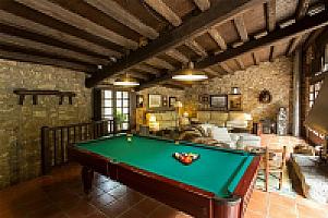 КАМЕННАЯ ВИЛЛА С ХАРИЗМОЙ В ПРЕДПИРЕНЕЯХ thumbnail 36