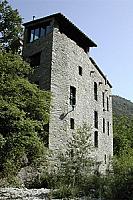 КАМЕННАЯ ВИЛЛА С ХАРИЗМОЙ В ПРЕДПИРЕНЕЯХ thumbnail 42