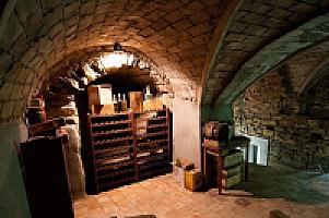 КАМЕННАЯ ВИЛЛА С ХАРИЗМОЙ В ПРЕДПИРЕНЕЯХ thumbnail 46