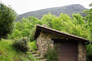 КАМЕННАЯ ВИЛЛА С ХАРИЗМОЙ В ПРЕДПИРЕНЕЯХ thumbnail 53