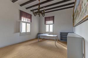 ЗАМОК С УГОДЬЯМИ ПОД БАРСЕЛОНОЙ thumbnail 39