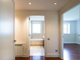 ВИЛЛА С БАССЕЙНОМ В БАРСЕЛОНЕ thumbnail 14