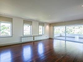 ВИЛЛА С БАССЕЙНОМ В БАРСЕЛОНЕ thumbnail 27