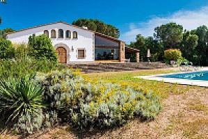 ВИЛЛА С БАССЕЙНОМ ПОД ЖИРОНОЙ thumbnail 3