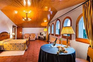 ВИЛЛА С БАССЕЙНОМ ПОД ЖИРОНОЙ thumbnail 22