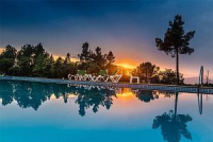 ВИЛЛА С БАССЕЙНОМ ПОД ЖИРОНОЙ thumbnail 28