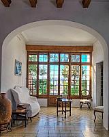 АР-ДЕКО ВИЛЛА У МОРЯ ПОД БАРСЕЛОНОЙ thumbnail 19