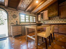 УСАДЬБА С БАССЕЙНОМ ПОД ЖИРОНОЙ thumbnail 6