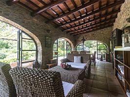 УСАДЬБА С БАССЕЙНОМ ПОД ЖИРОНОЙ thumbnail 8