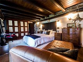 УСАДЬБА С БАССЕЙНОМ ПОД ЖИРОНОЙ thumbnail 11