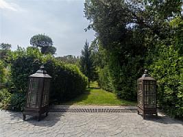 УСАДЬБА С БАССЕЙНОМ ПОД ЖИРОНОЙ thumbnail 18