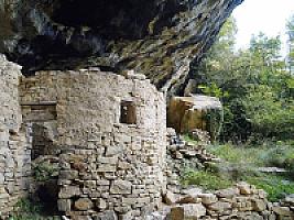 ЗАМОК С УГОДЬЯМИ В ПРЕДПИРЕНЕЯХ thumbnail 76